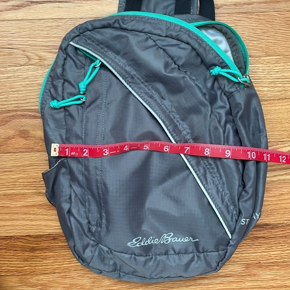 Eddie Bauer Gray Sling Bag - Picture 3 of 6